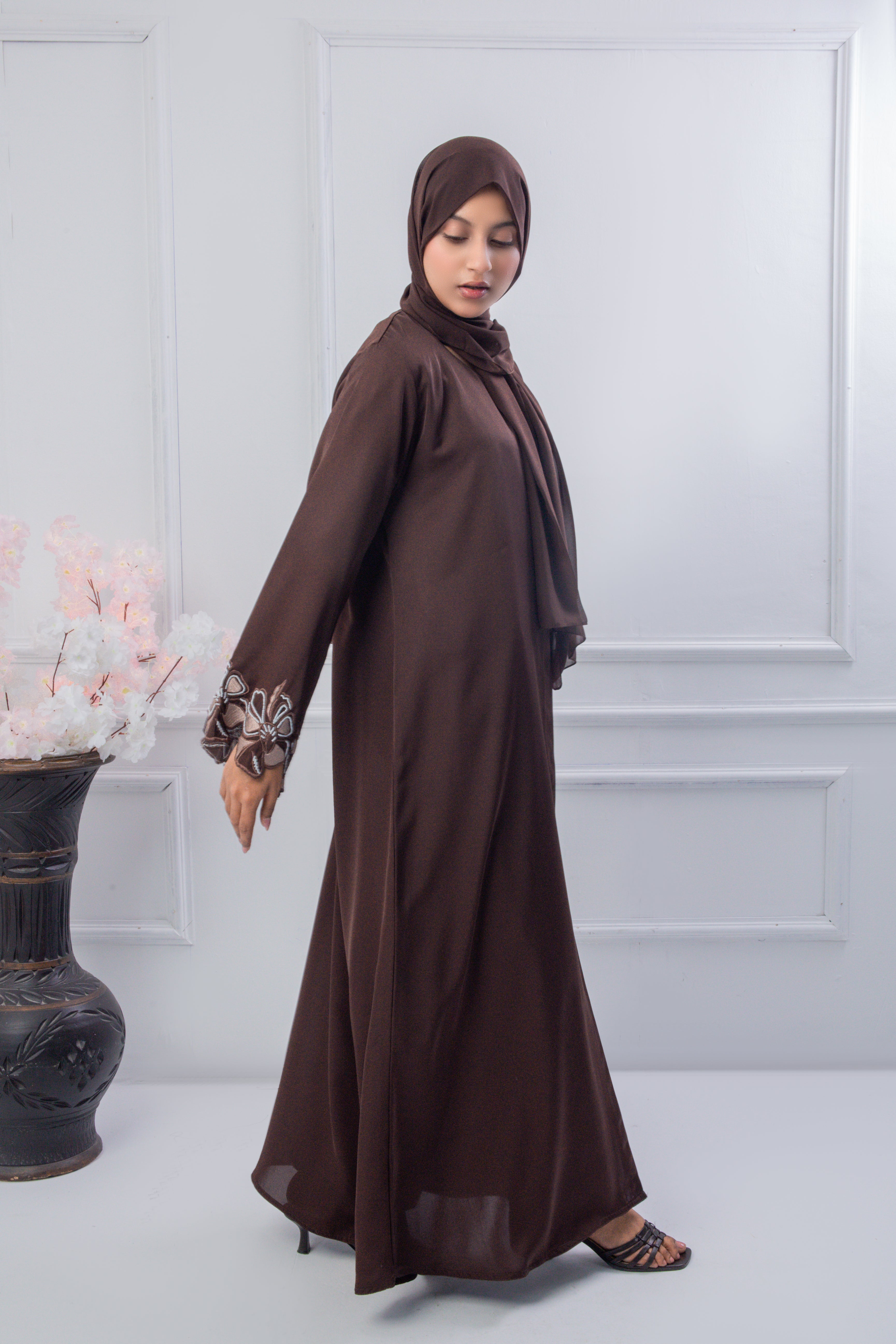 Brown luxe