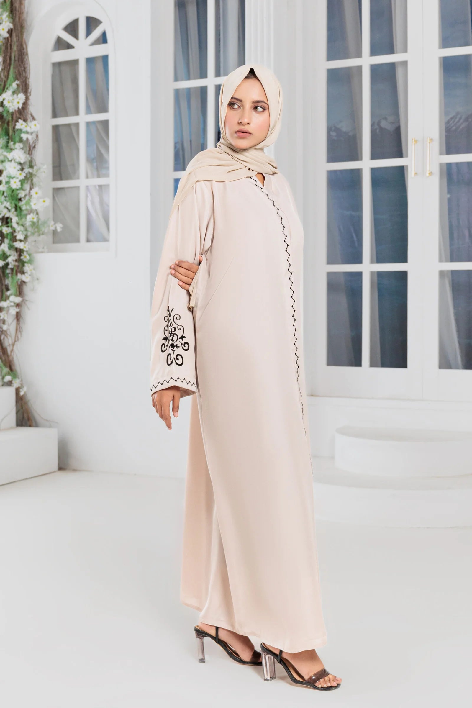 Duhr Abaya