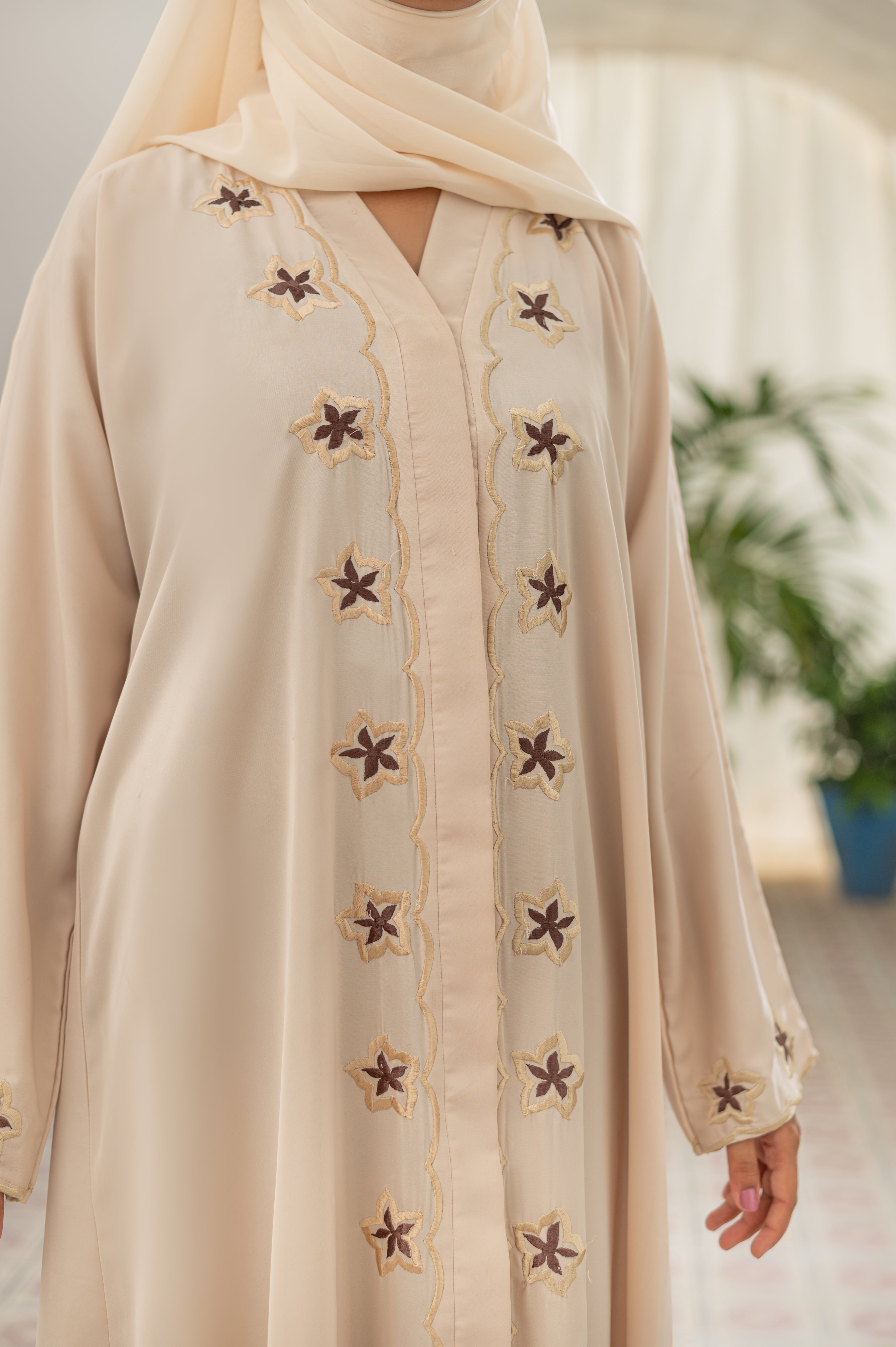 Farah Abaya